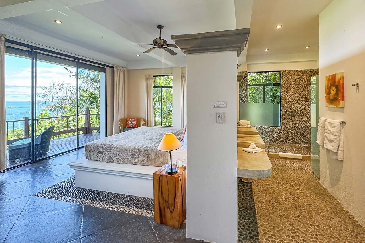 Income Opportunity Luxury Home, Manuel Antonio, Puntarenas