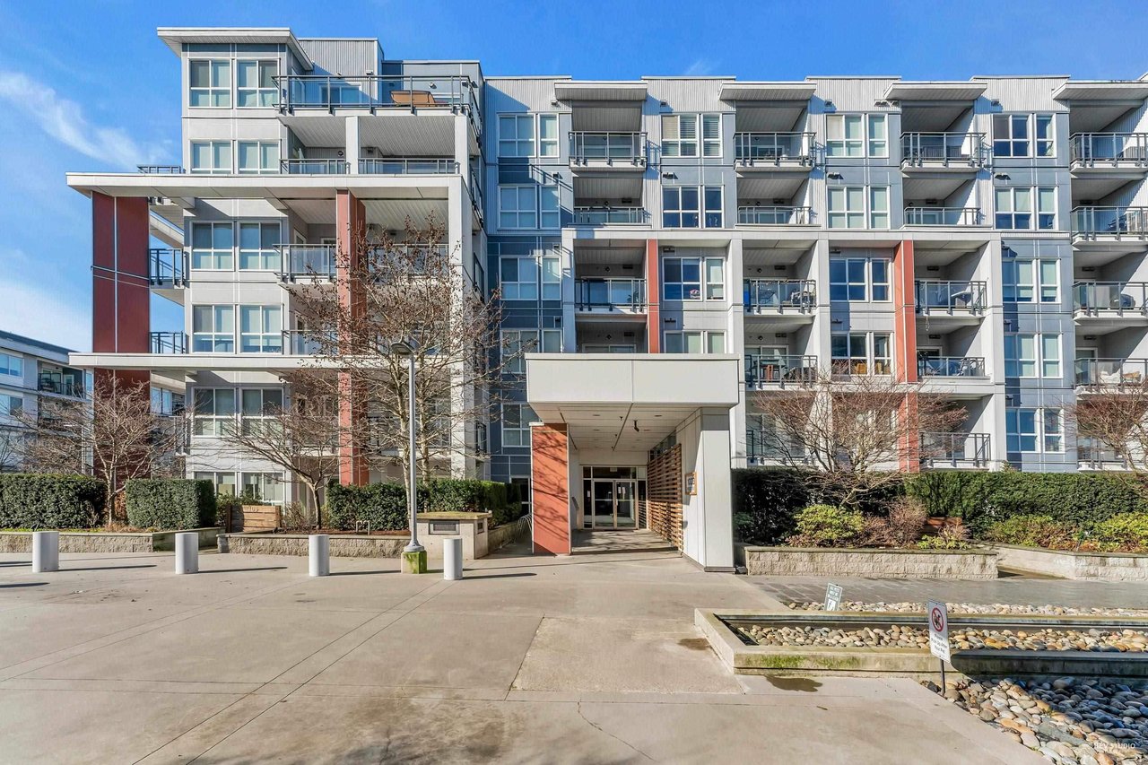 711-10033 River Dr