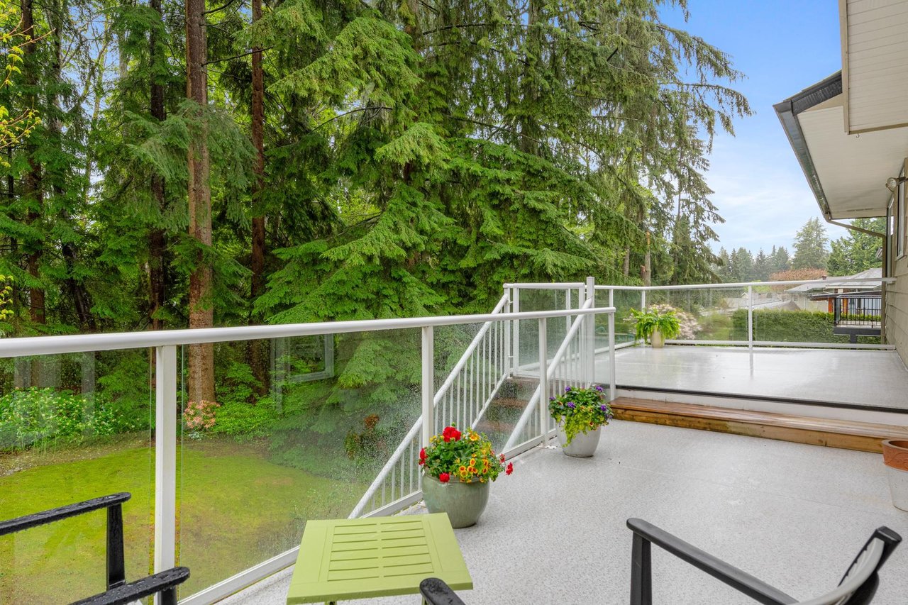 1760 Medwin Pl