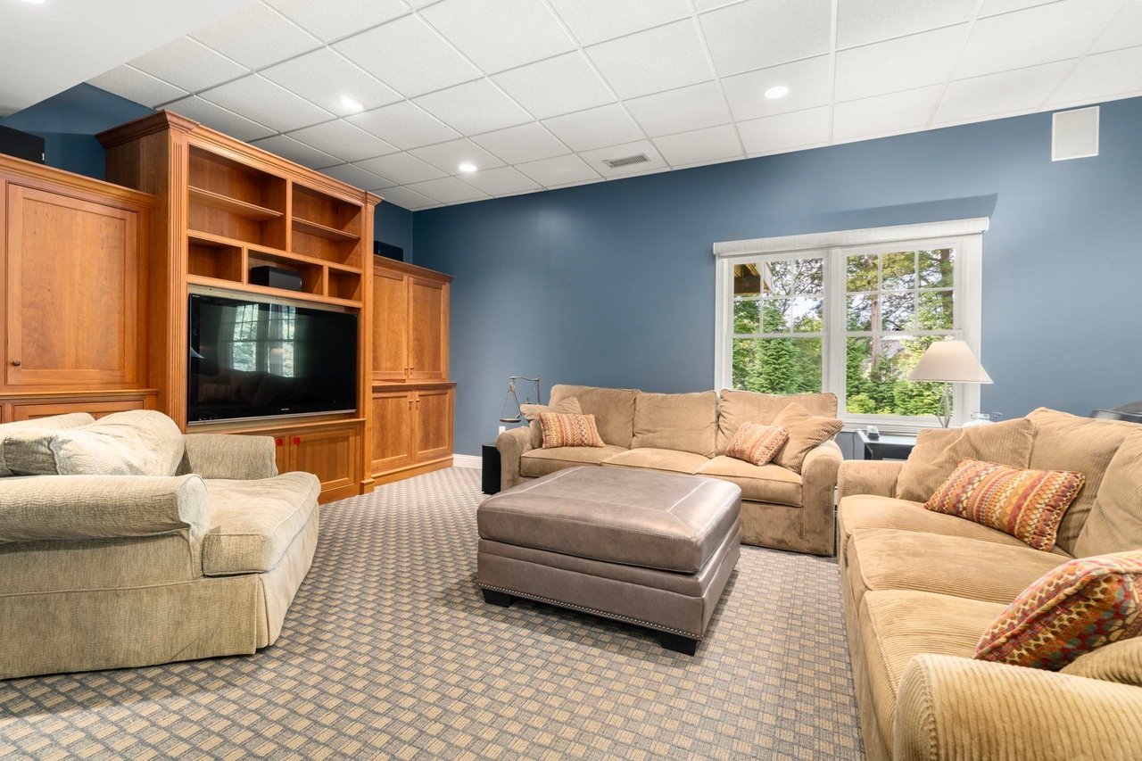 35 Puddingstone Lane