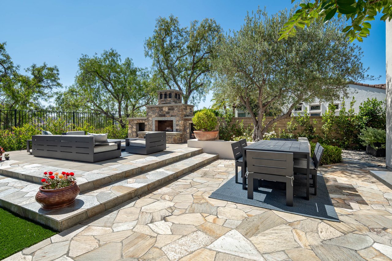 MODERN LIVING IN MIRASOL