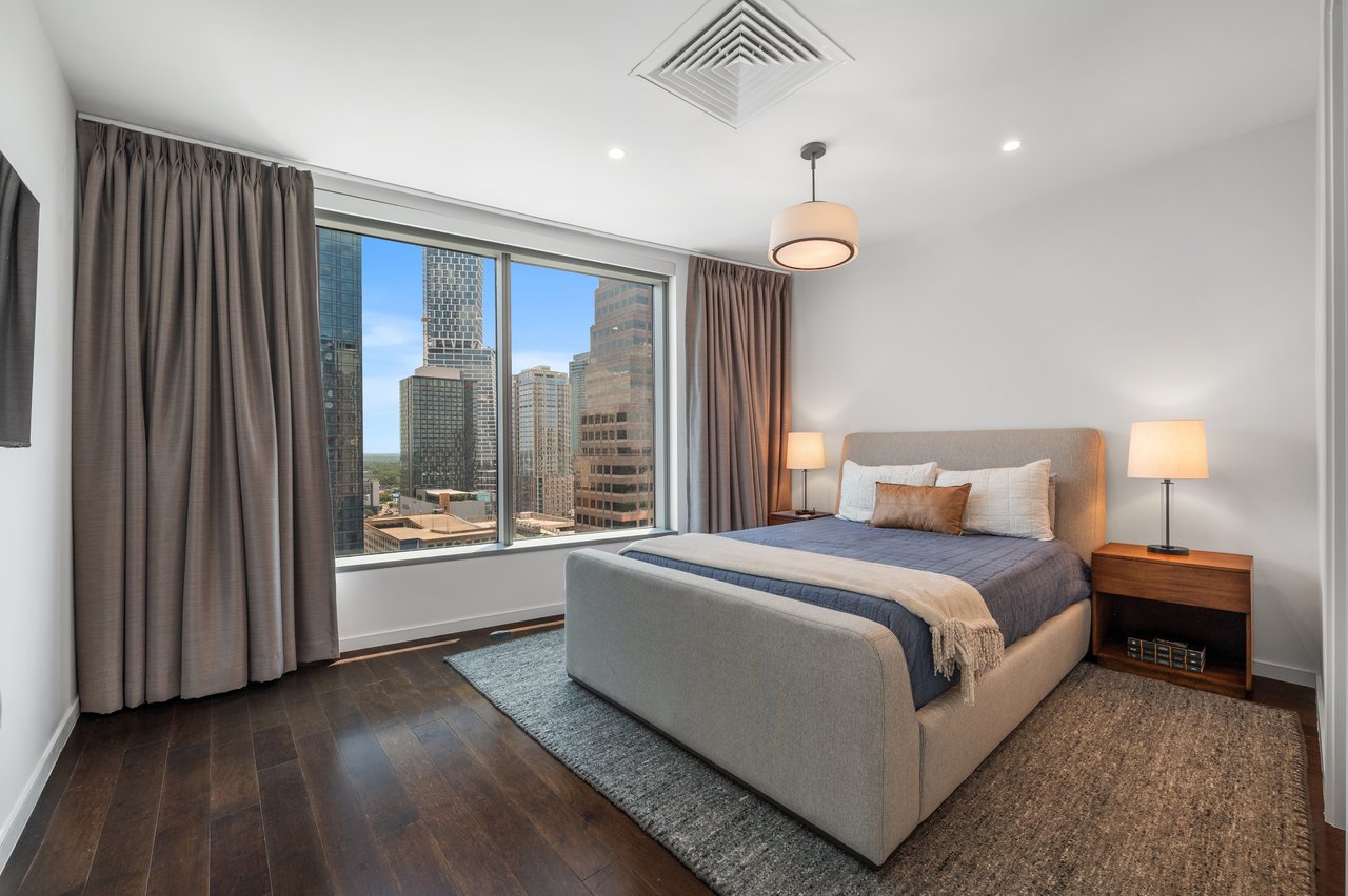 200 Congress Avenue #19F