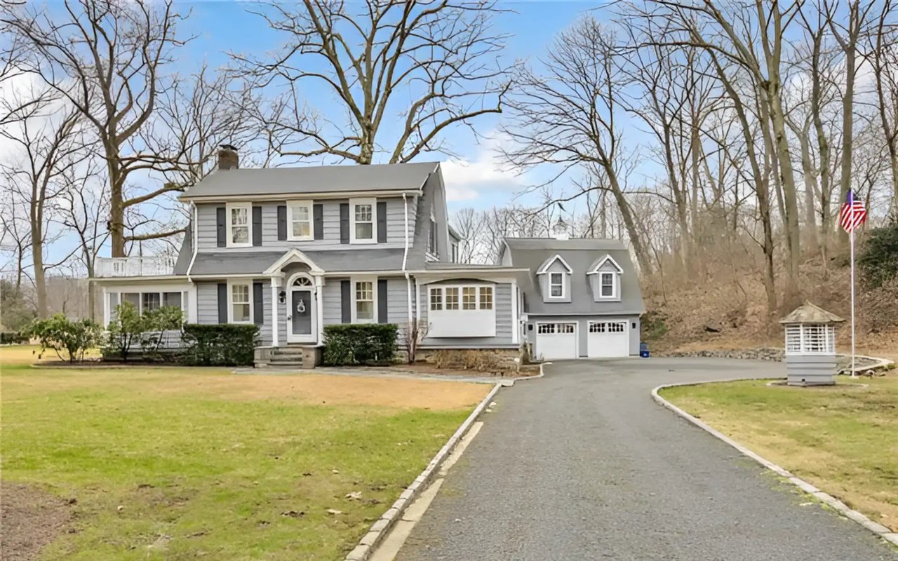 893 New Norwalk Rd, New Canaan, CT 06840