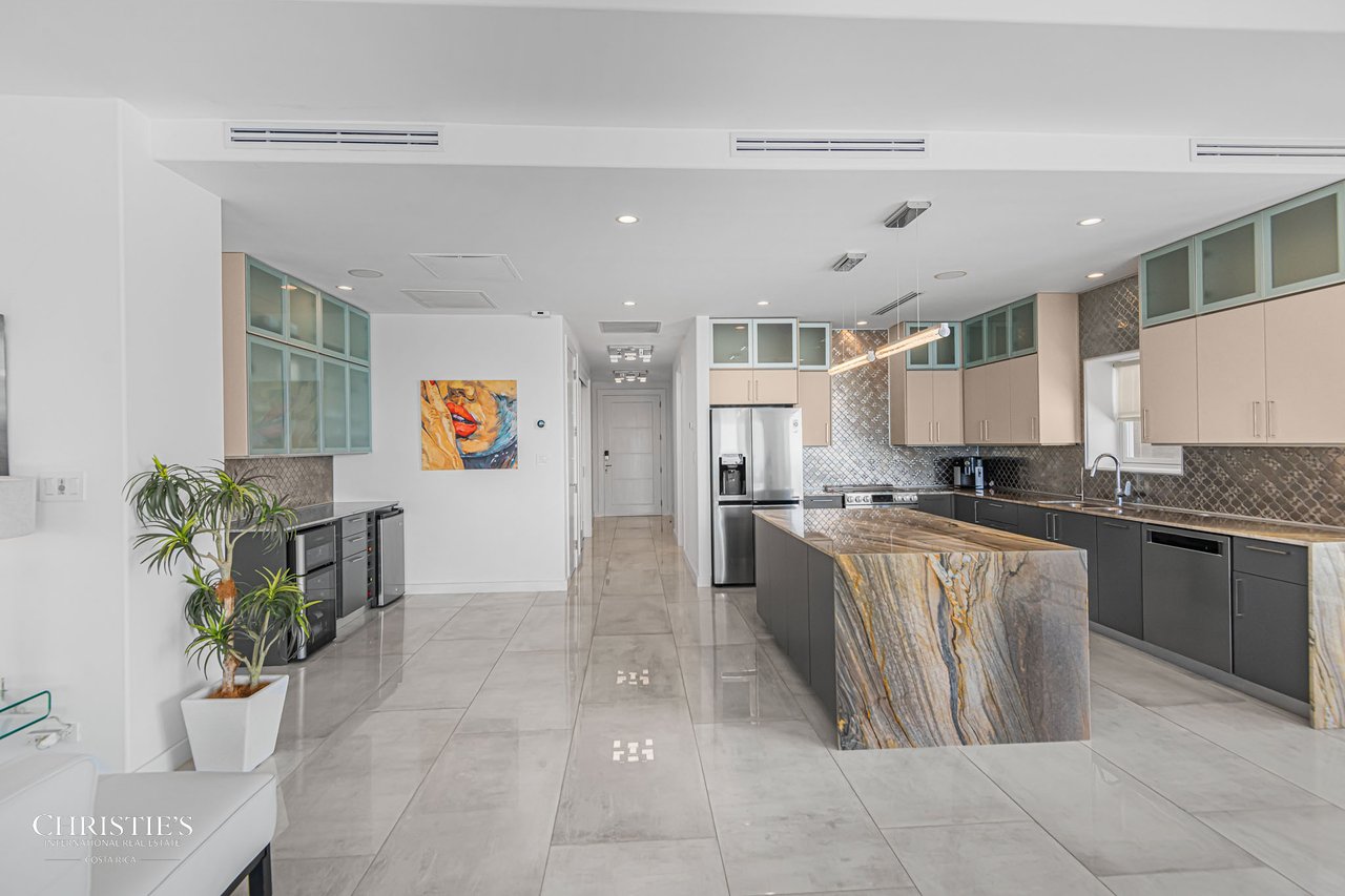 Vista Las Palmas – Executive Oceanfront Penthouse 11B