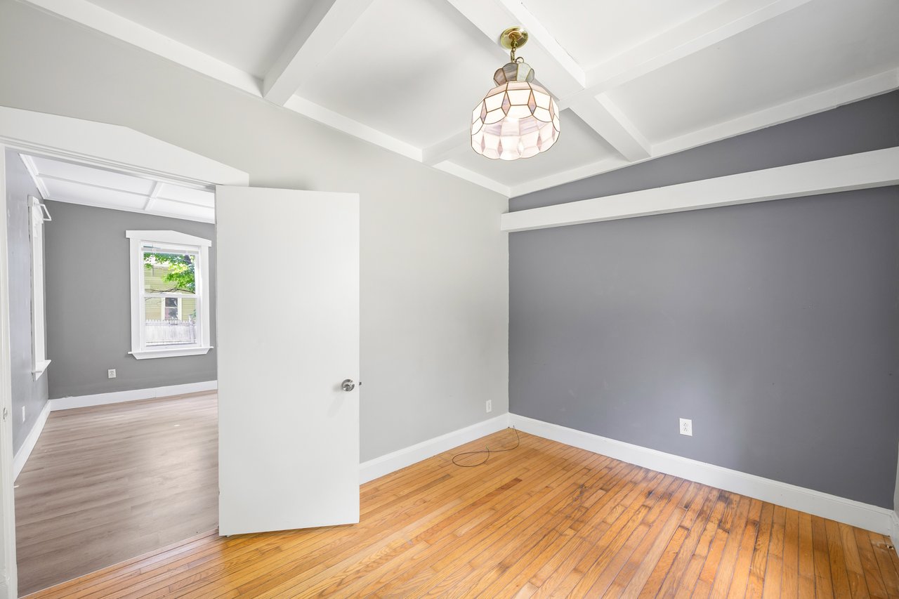 987 Main St, Vassalboro