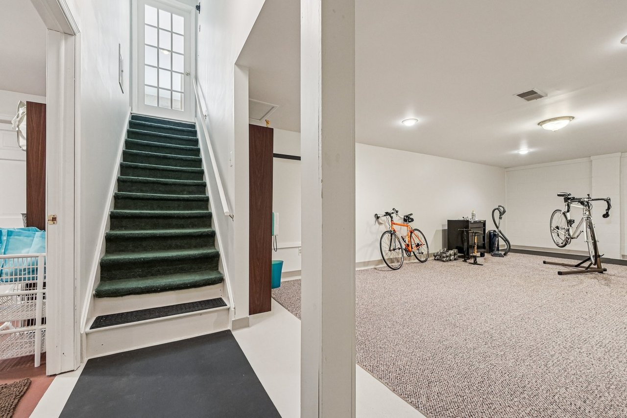 Hilltop Luxury with Endless Views