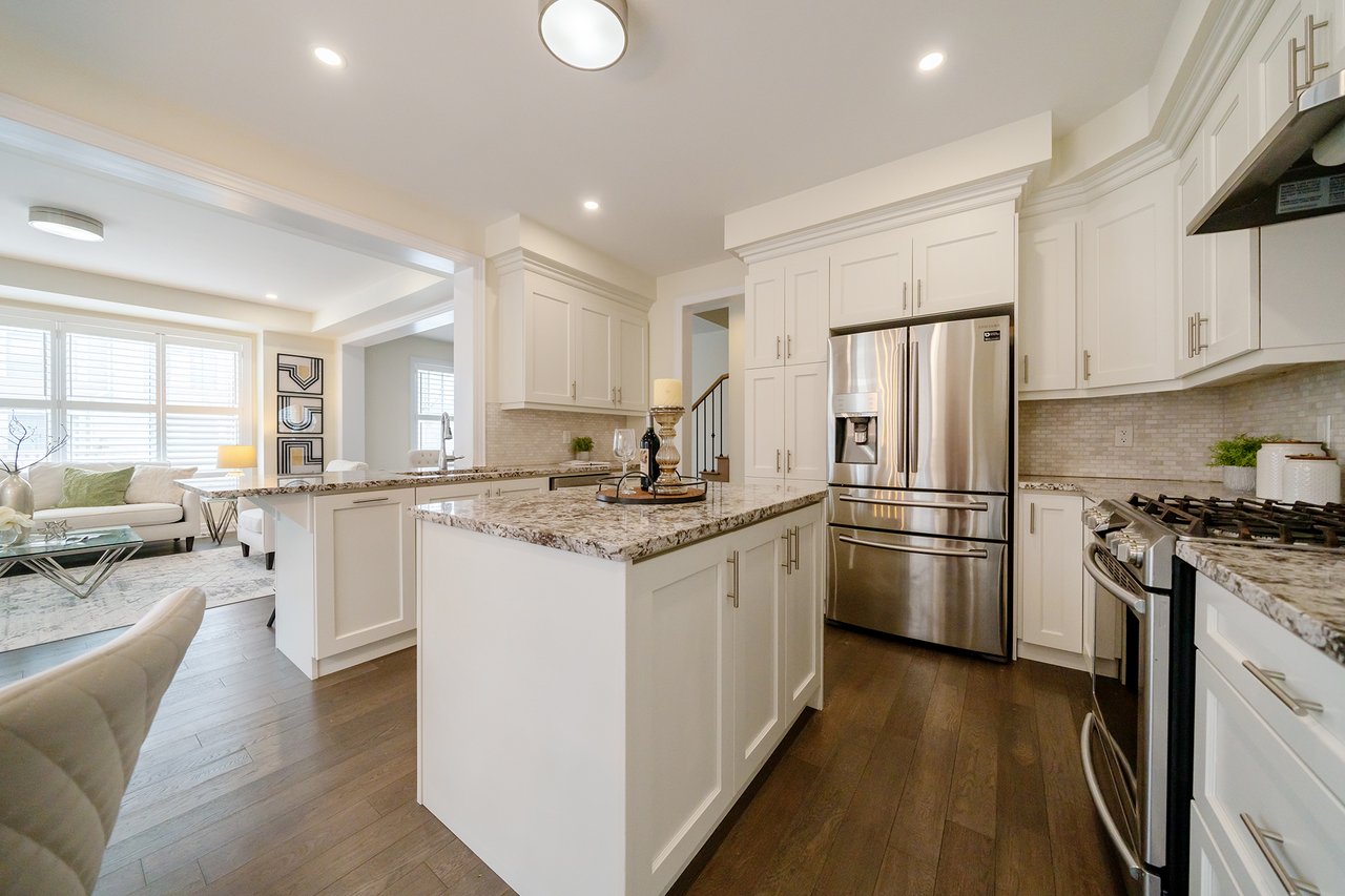 3209 Daisy Way, Oakville, ON L6M 1L4