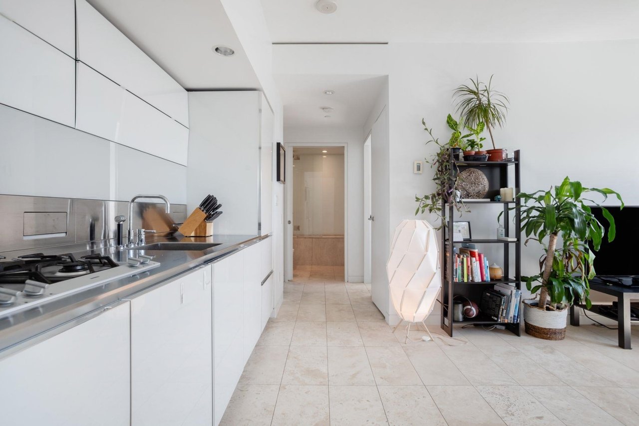 838 W Hastings St, #1804