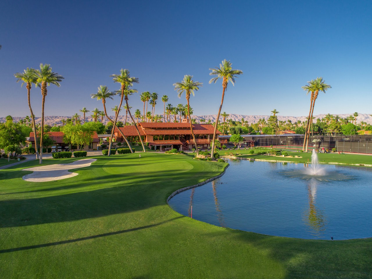 Sunrise Country Club