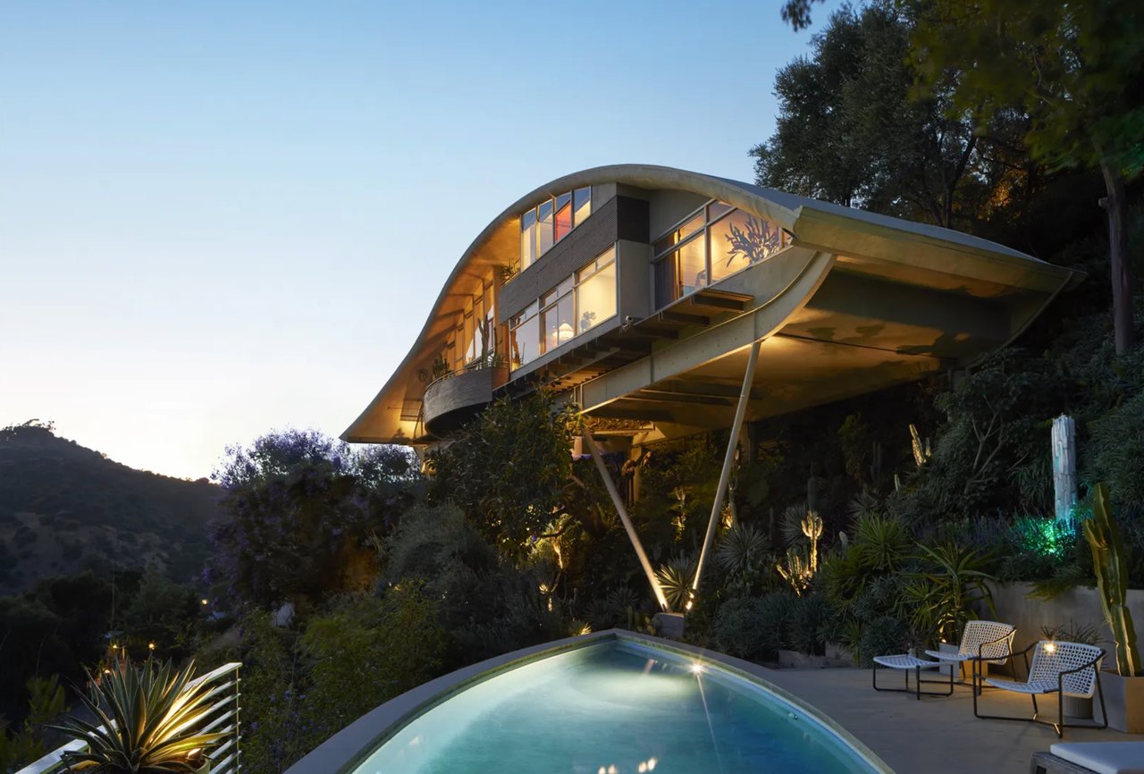The Garcia House 7436 Mulholland Drive Los Angeles, California