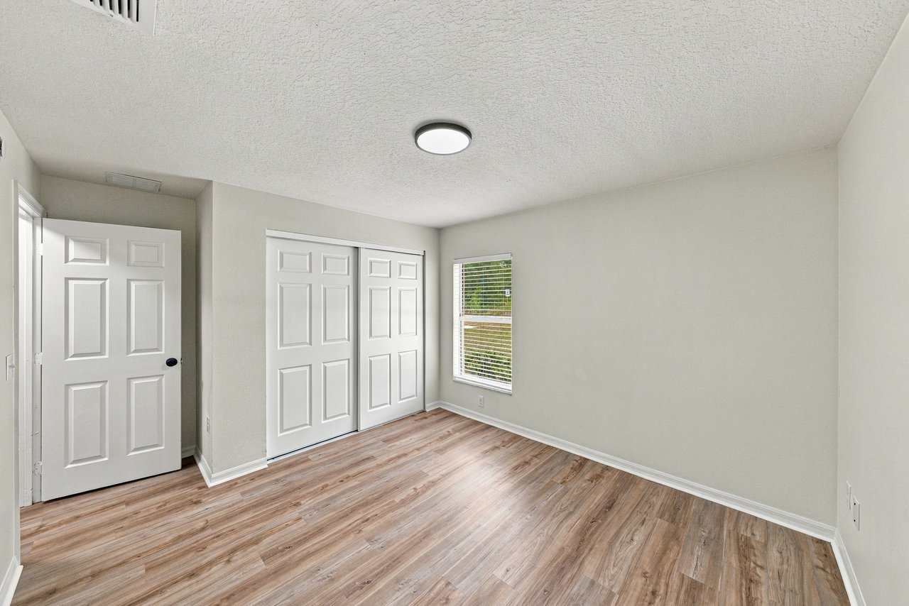 760 NW 52ND AVE