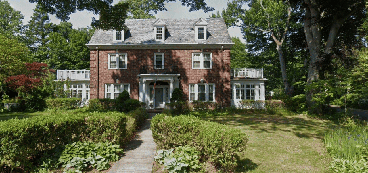 15 Georgian Road, Morristown