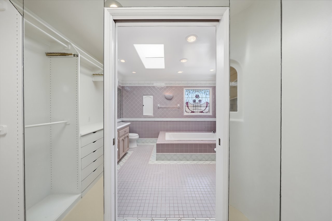 1602 The Strand (Entire Property)