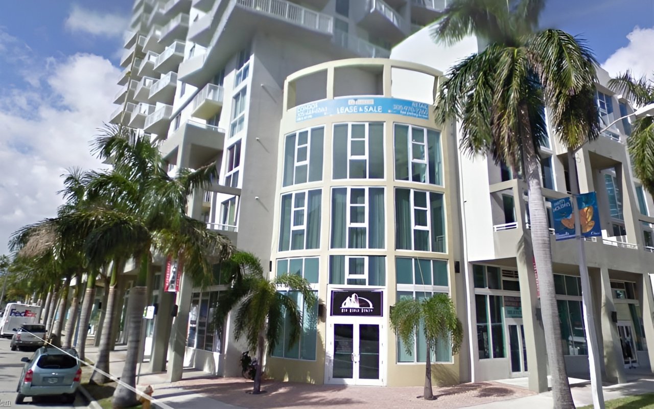 1800 Biscayne Plaza