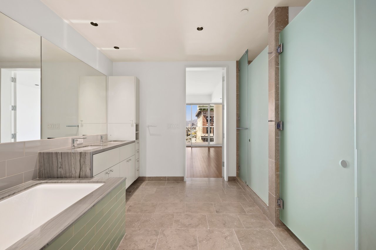 6250 Hollywood Blvd Unit: 12I