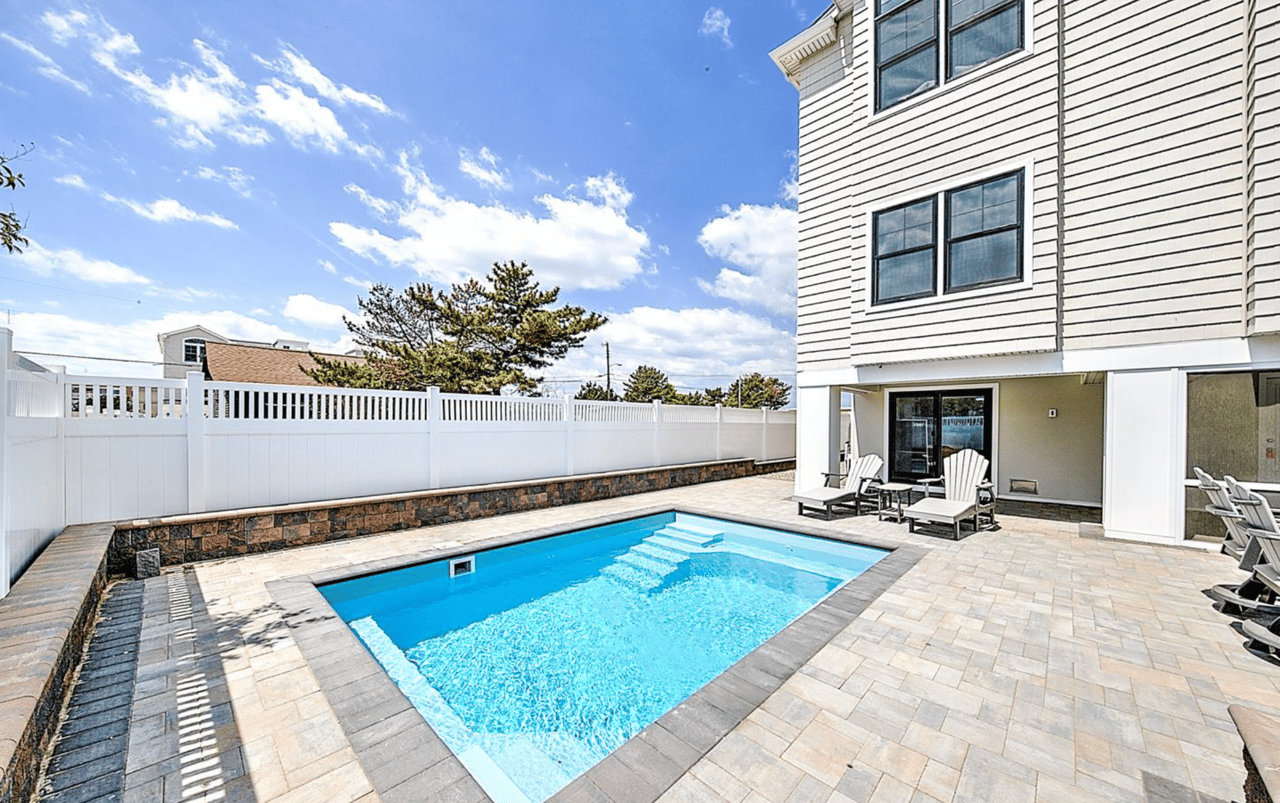 5205 West Ave - Pet Friendly