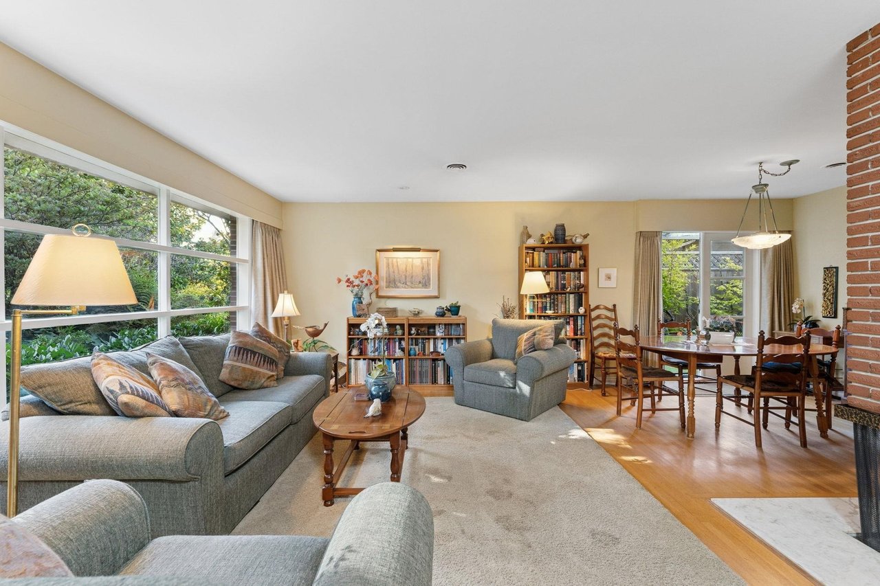 2658 Newmarket Dr