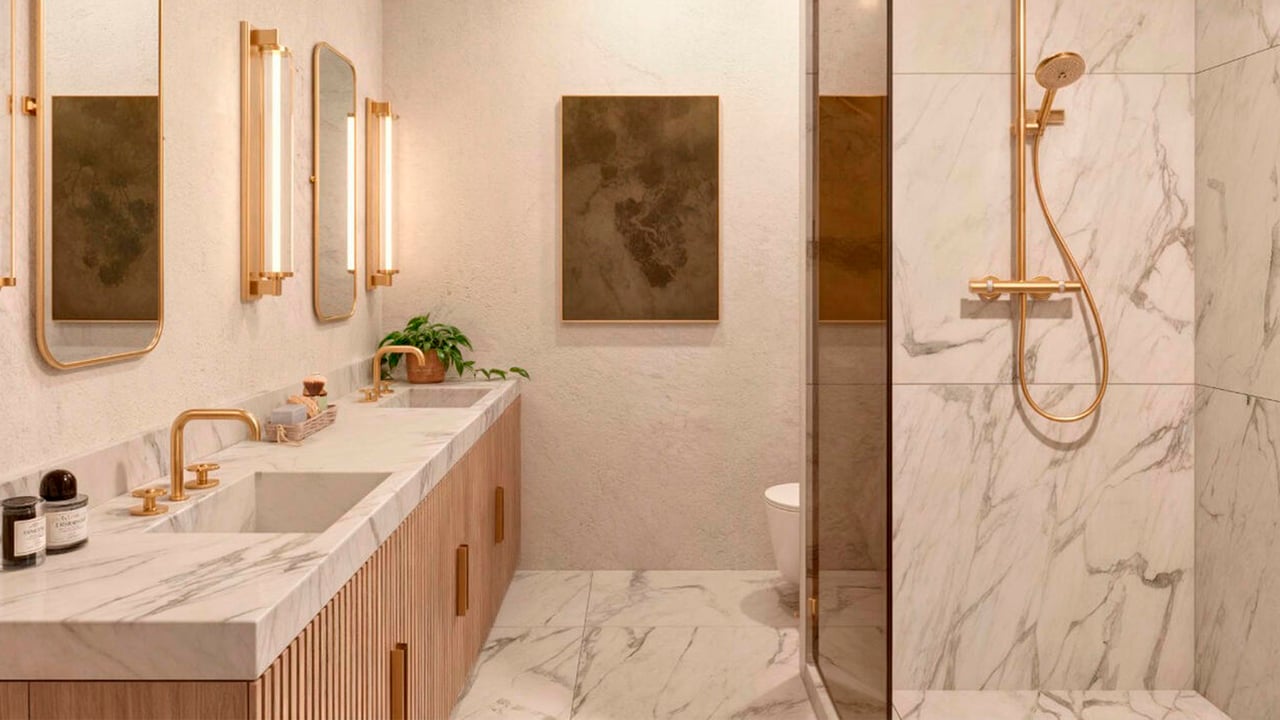 Season One Brickell bathroom 