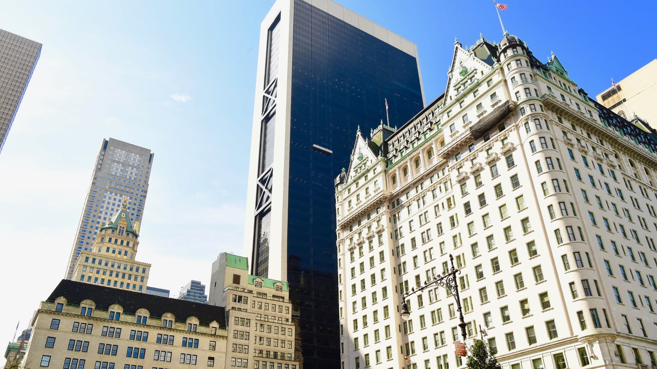 Holiday Small Talk or Real Opportunity? The Questions Buyers Are Asking in Manhattan Right Now