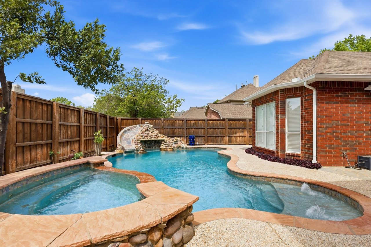 305 Brushy Creek Trail