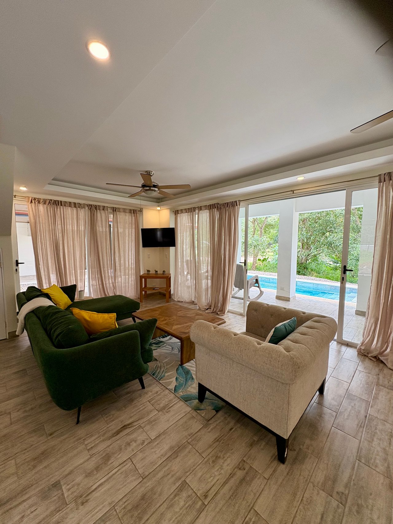 Serenity Riverside Jungle Pool Home