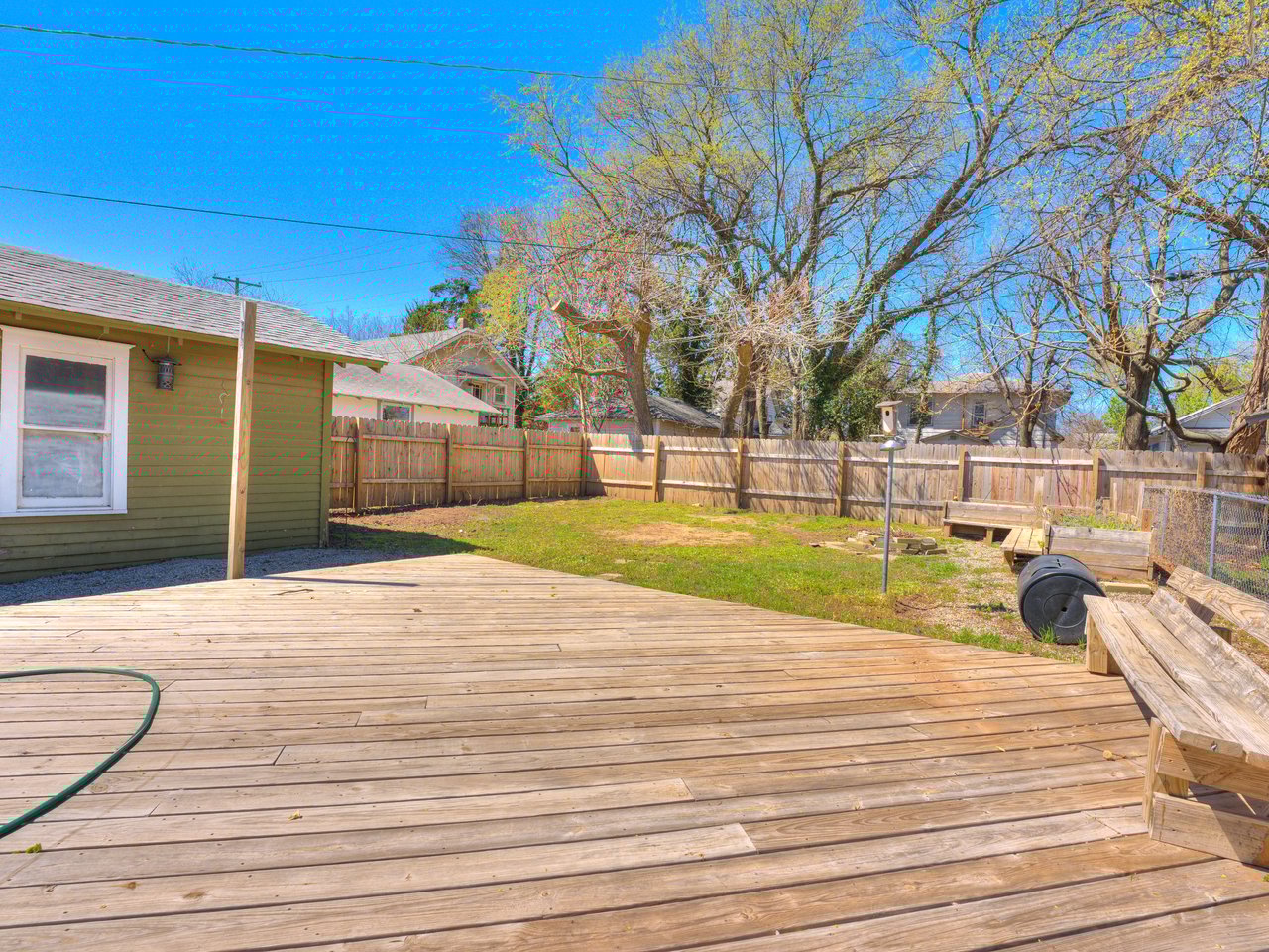 706 N Beard Ave