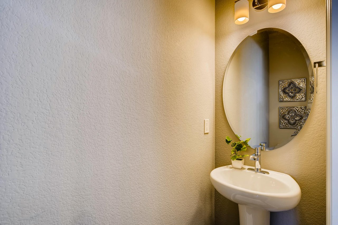 50 Cheyenne Boulevard