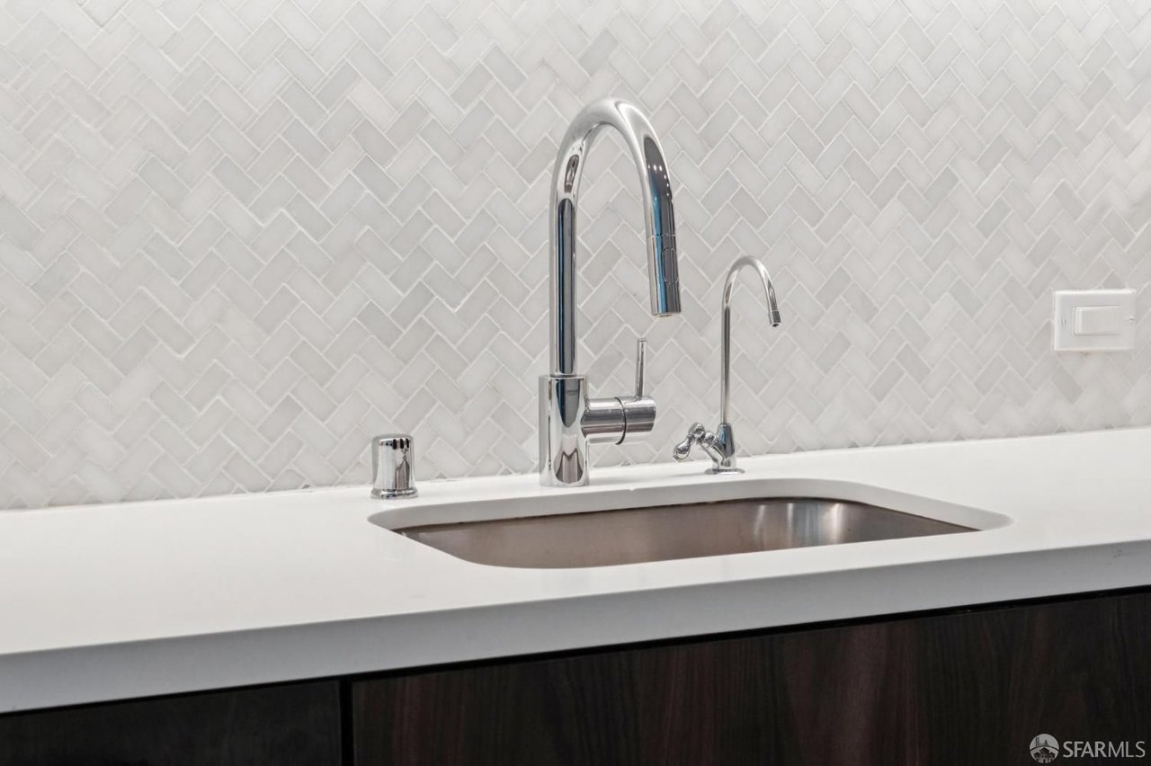 1288 Howard, Unit 317