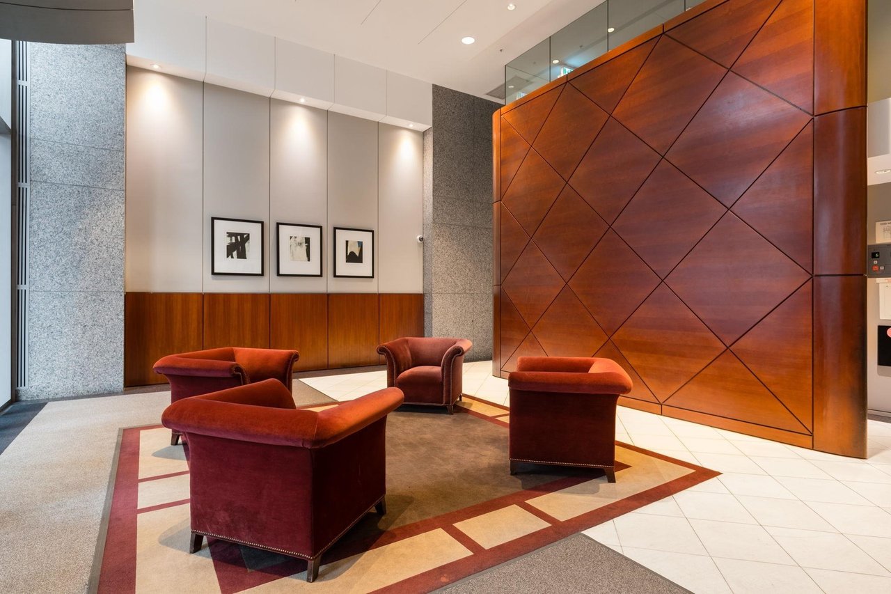 1200 W Georgia St, #706