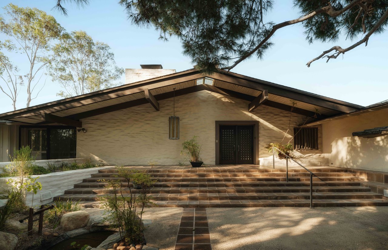 667 Ledo Way