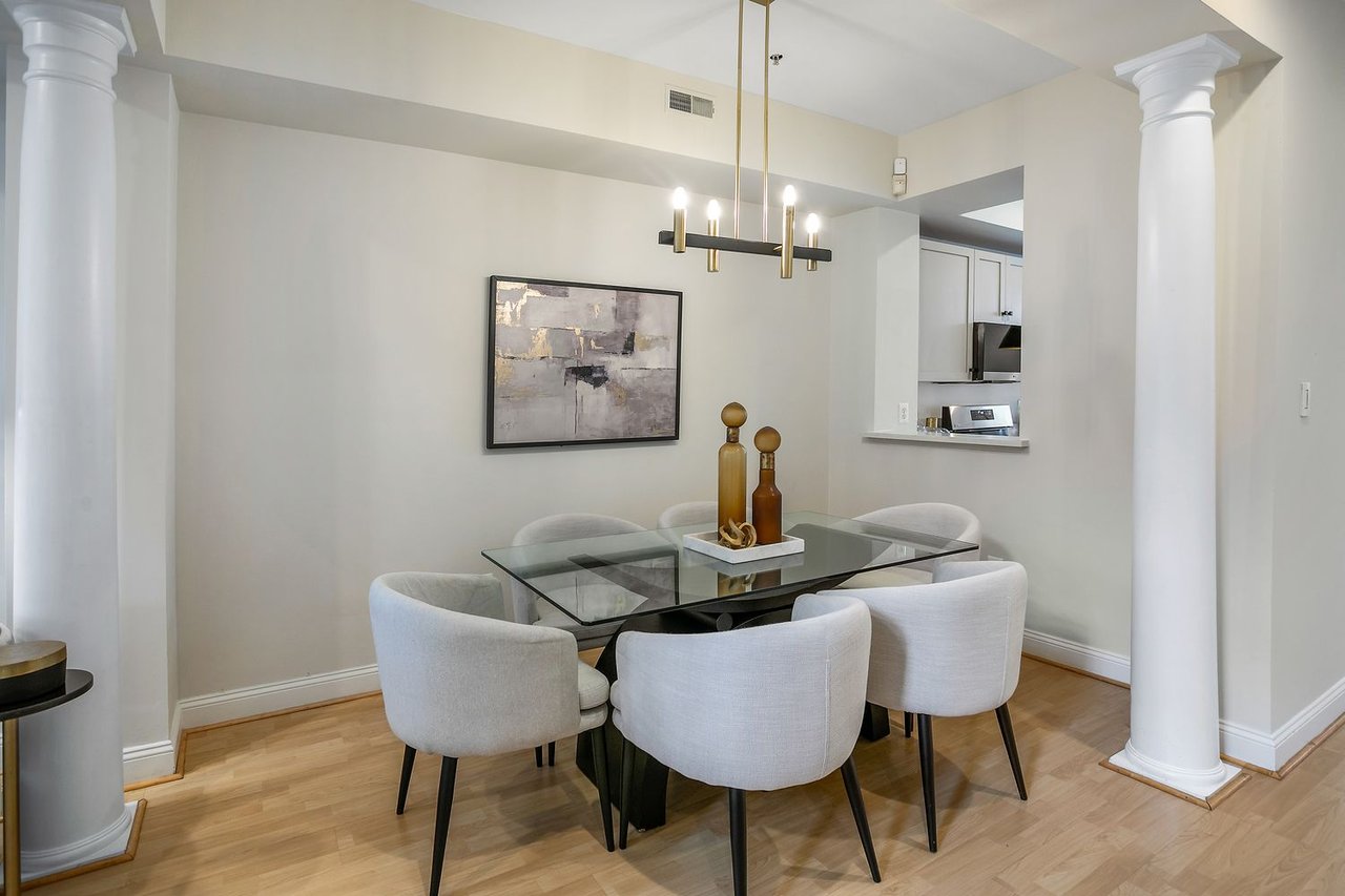 27 Logan Cir NW, Unit 5
