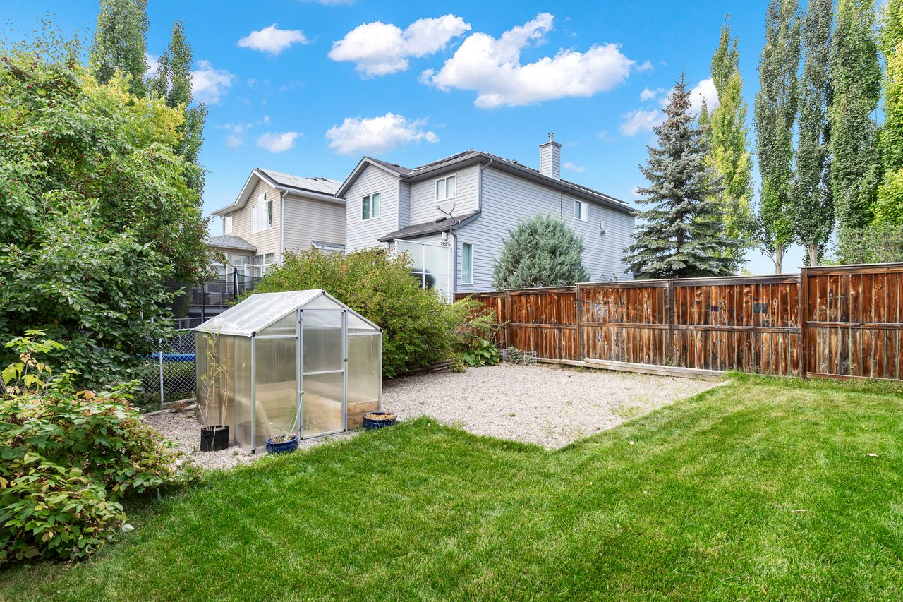 172 Tuscany Meadows Heath NW