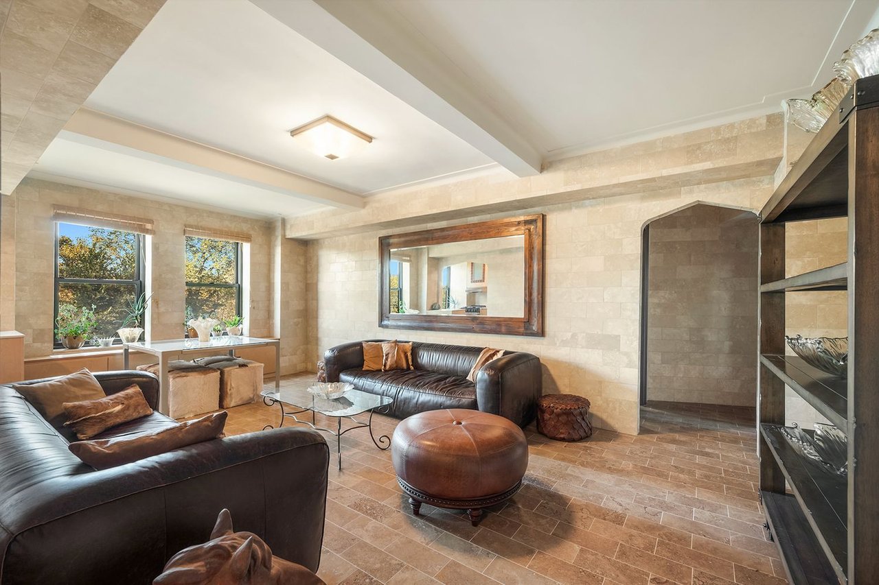 230 Riverside Drive, Unit 4A