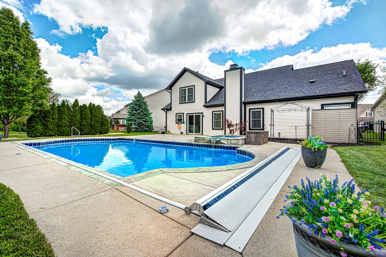 1114 Rockwell Dr