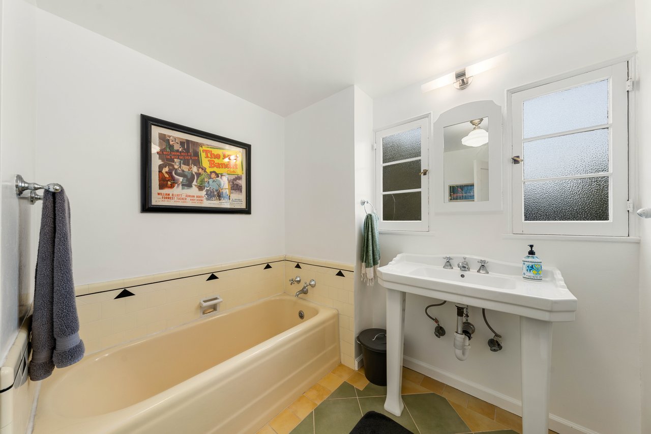 6427 Orange Street, Beverly Grove