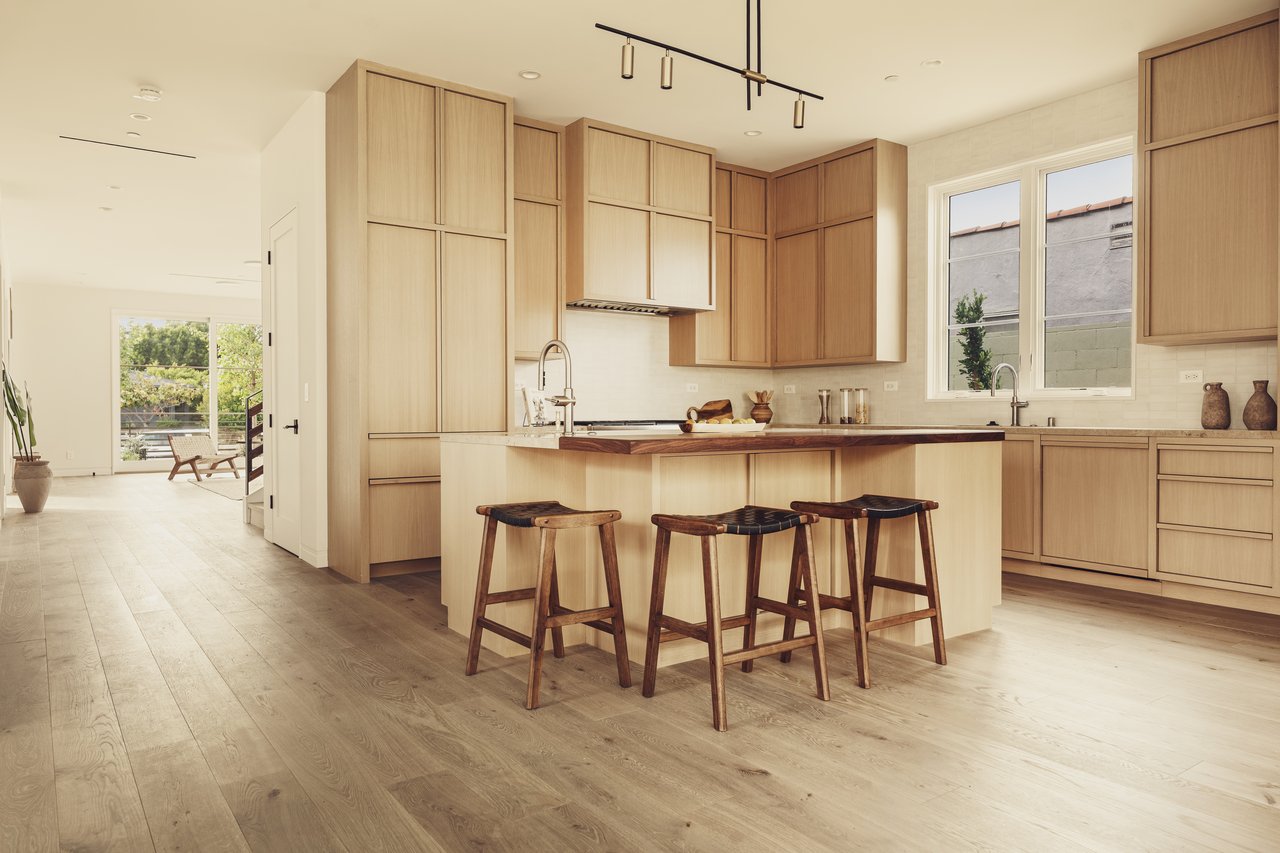 2114 Pier Ave, Santa Monica