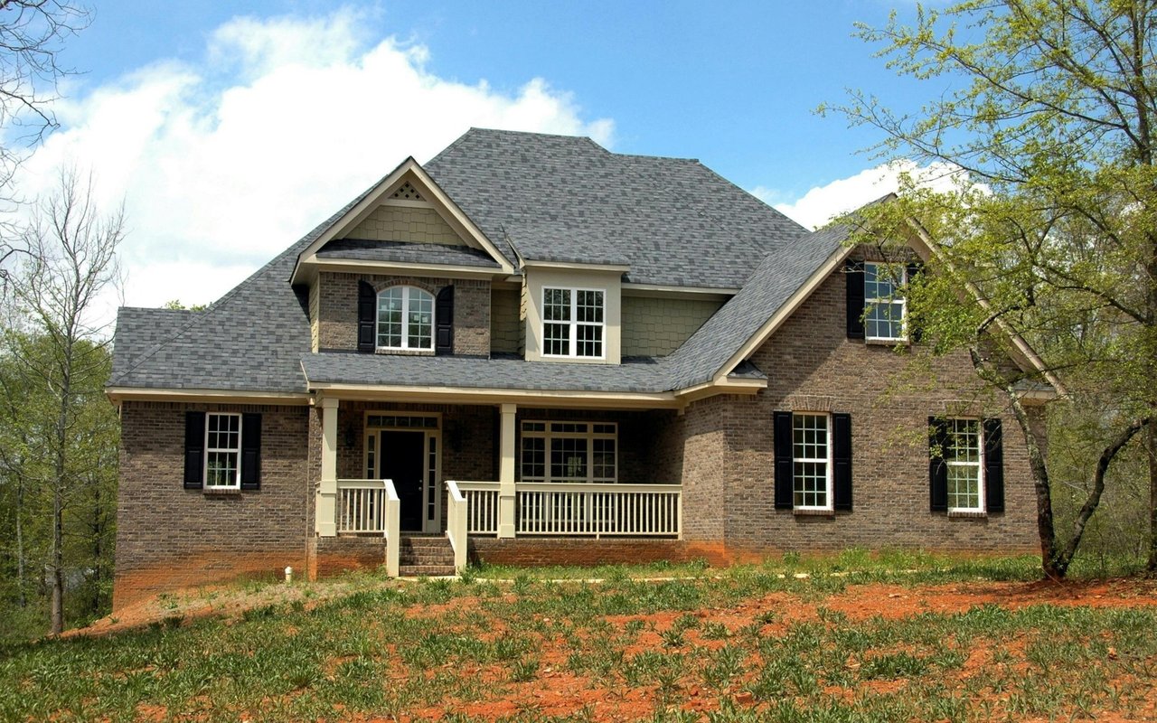 Tlc’s Four Houses Features Agent Debra Johnston