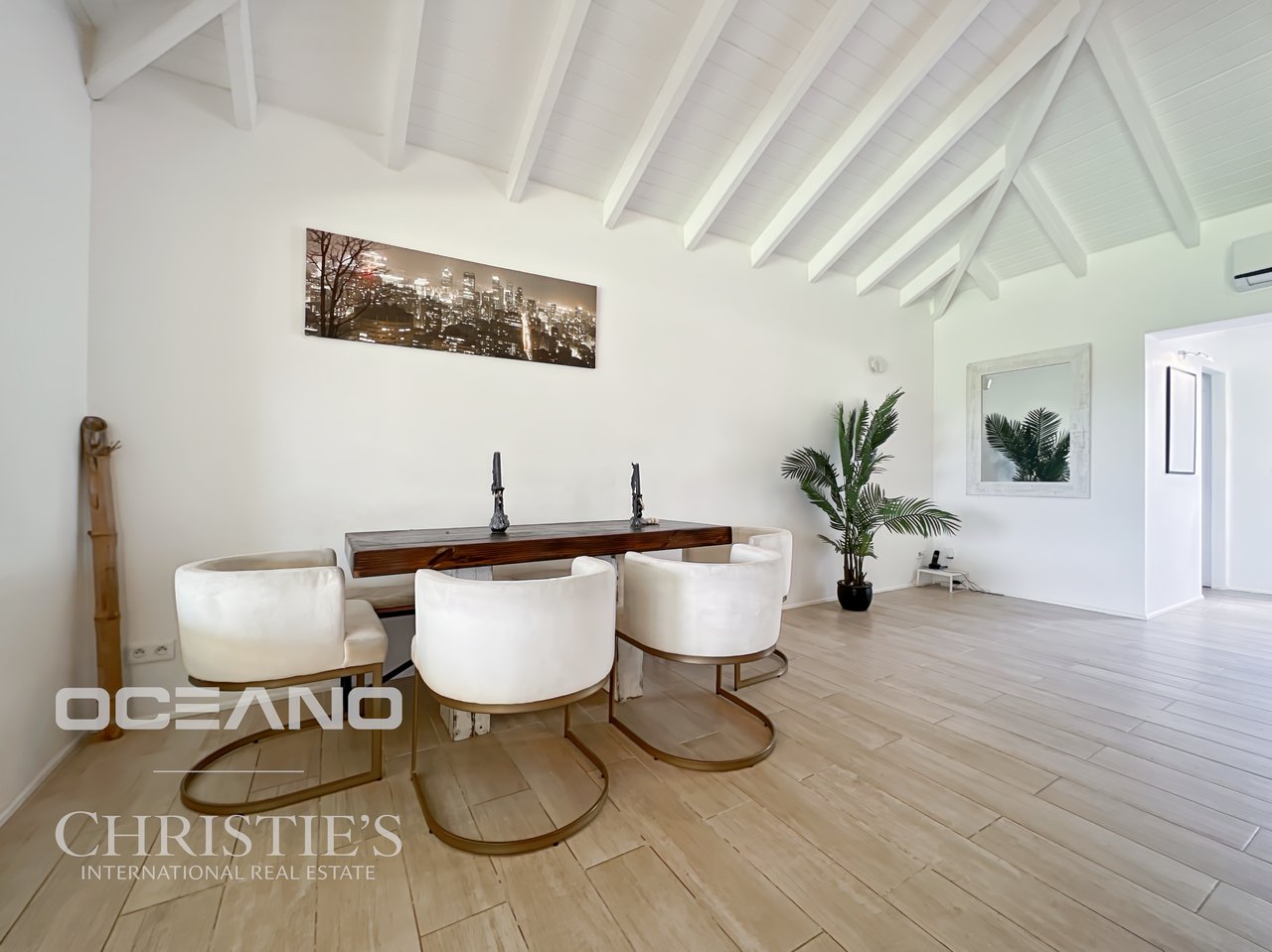 3 BEDROOMS - LARGE GARDEN - CUL DE SAC