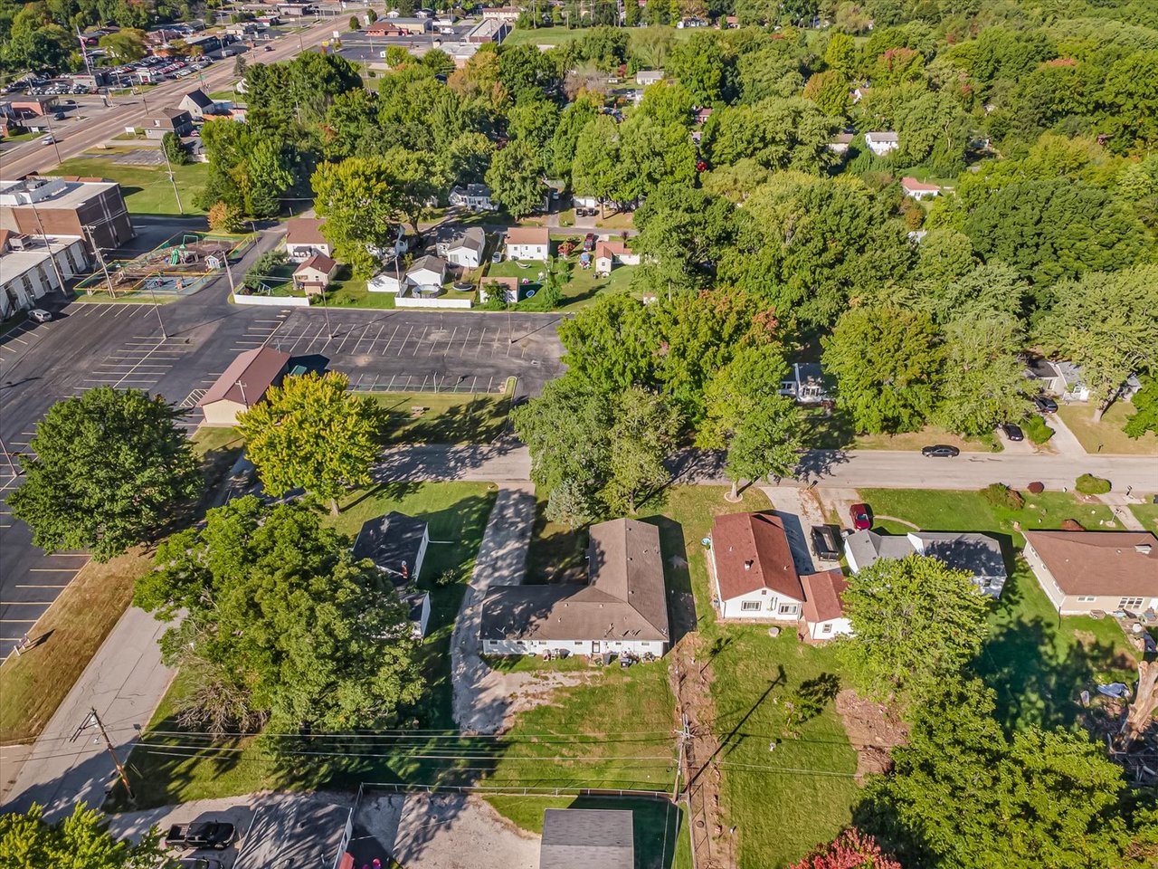 Prime Fairview Heights Triplex – Live for Less or Boost Your Cash Flow!