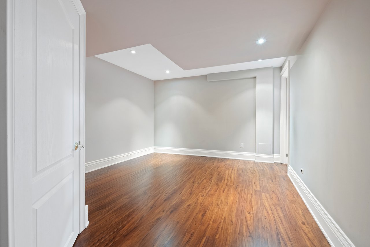2153 Manor Hill Drive 
