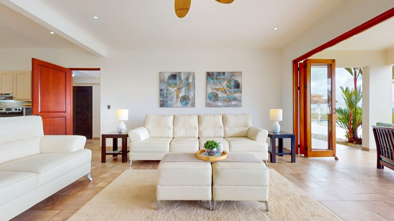 Ocean-View Luxury Home in Ojochal with Sunset Views and Retreat Potential