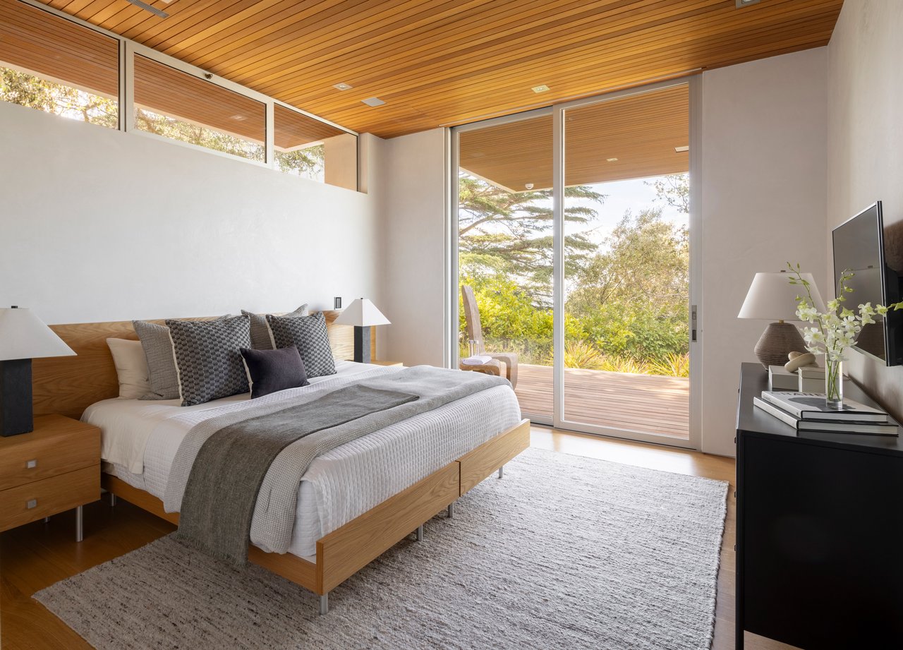 Iconic Modern Estate