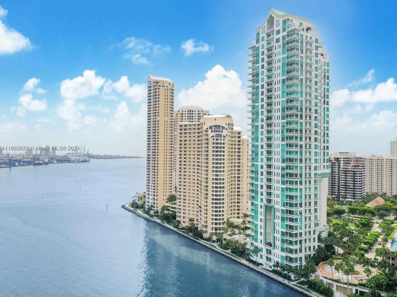 900 Brickell Key Blvd Unit PH3401