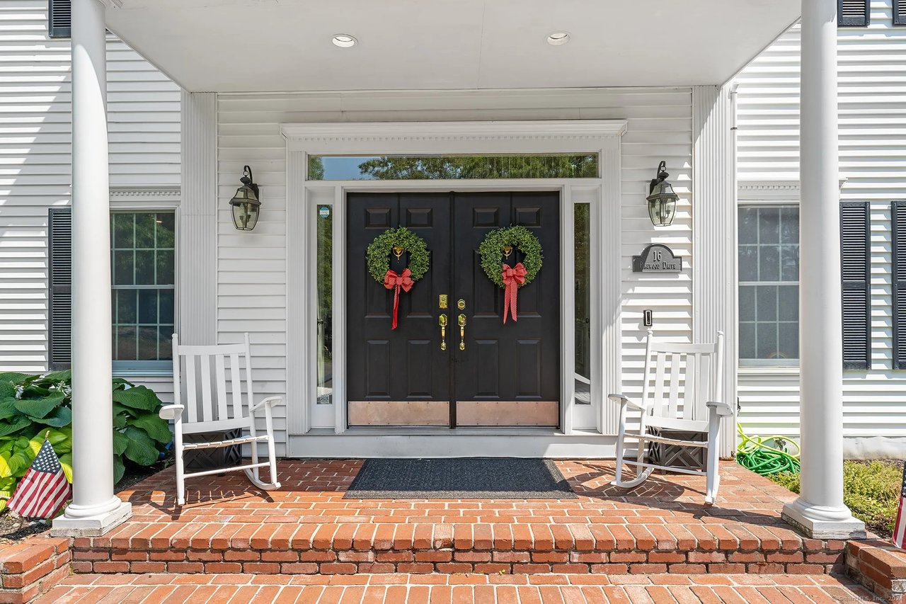 16 Pinewood Drive