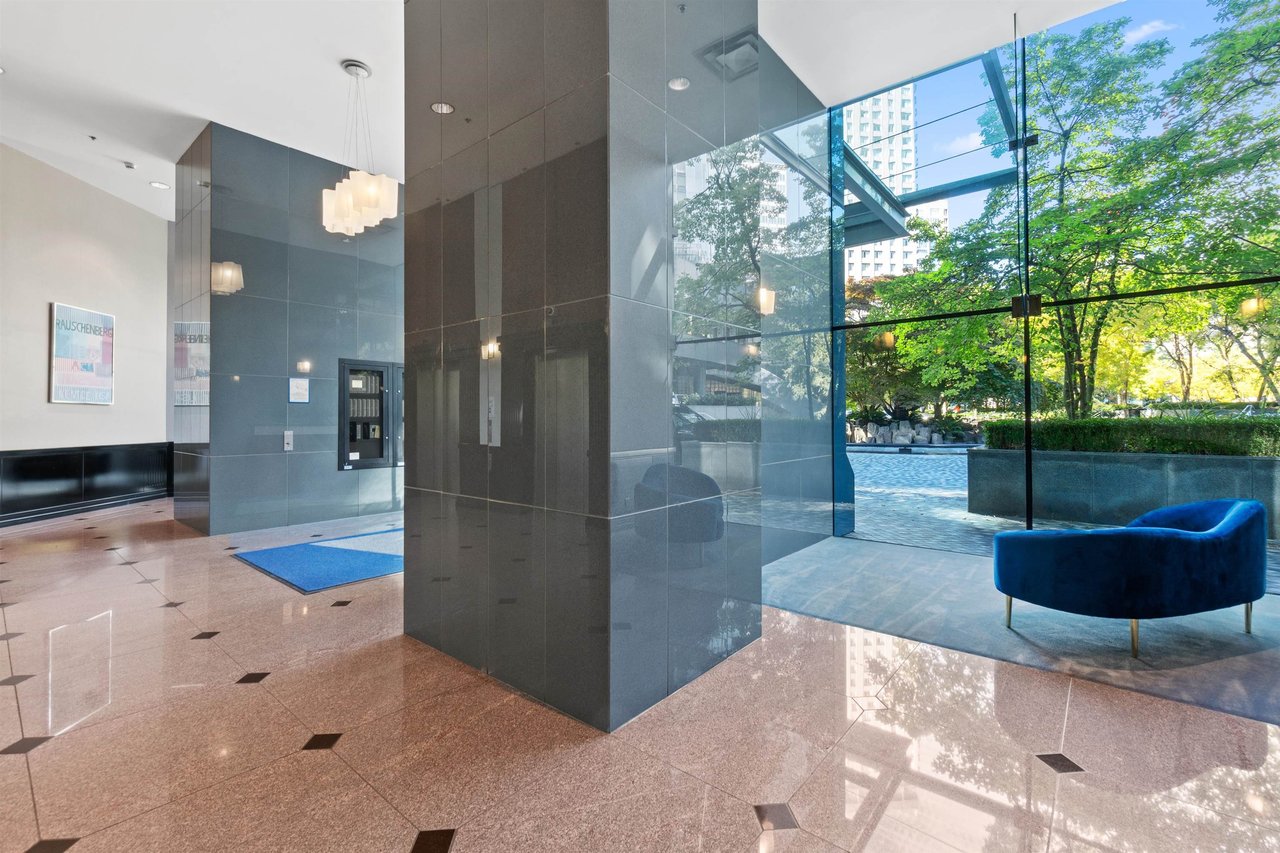 1050 Burrard St, #1807