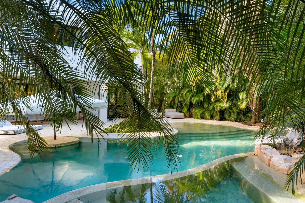 285 Dorado Beach East