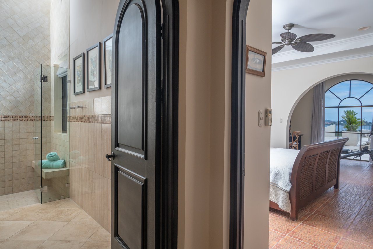 Casa Loro - Luxury Estate