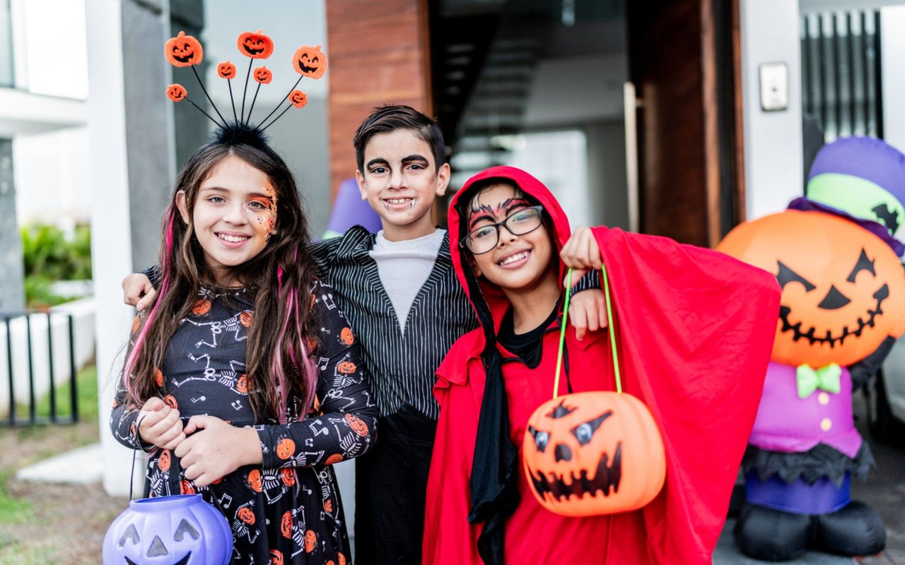 Best Toronto Neighbourhoods for Trick or Treating