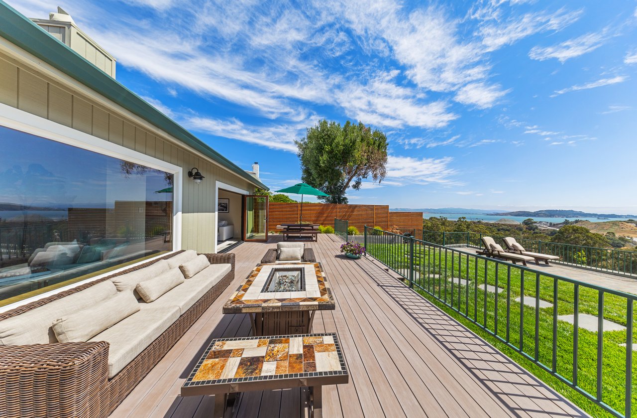 Sunny View Residence in Peacock Gap