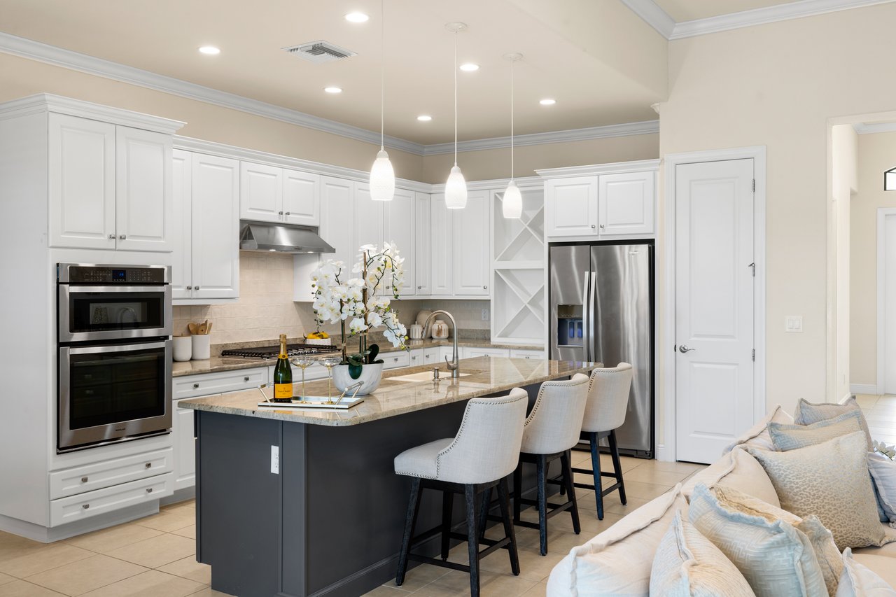 10137 Florence CIR, NAPLES